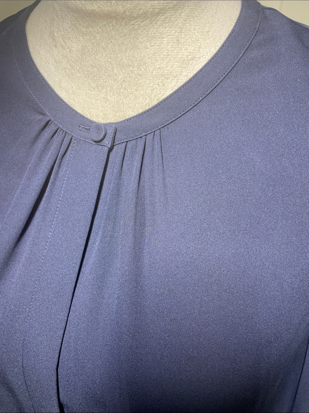 NWT Theory Silk Navy Button-Front Puff-Sleeve Ruched Blouse Size Large - Picture 2 of 10
